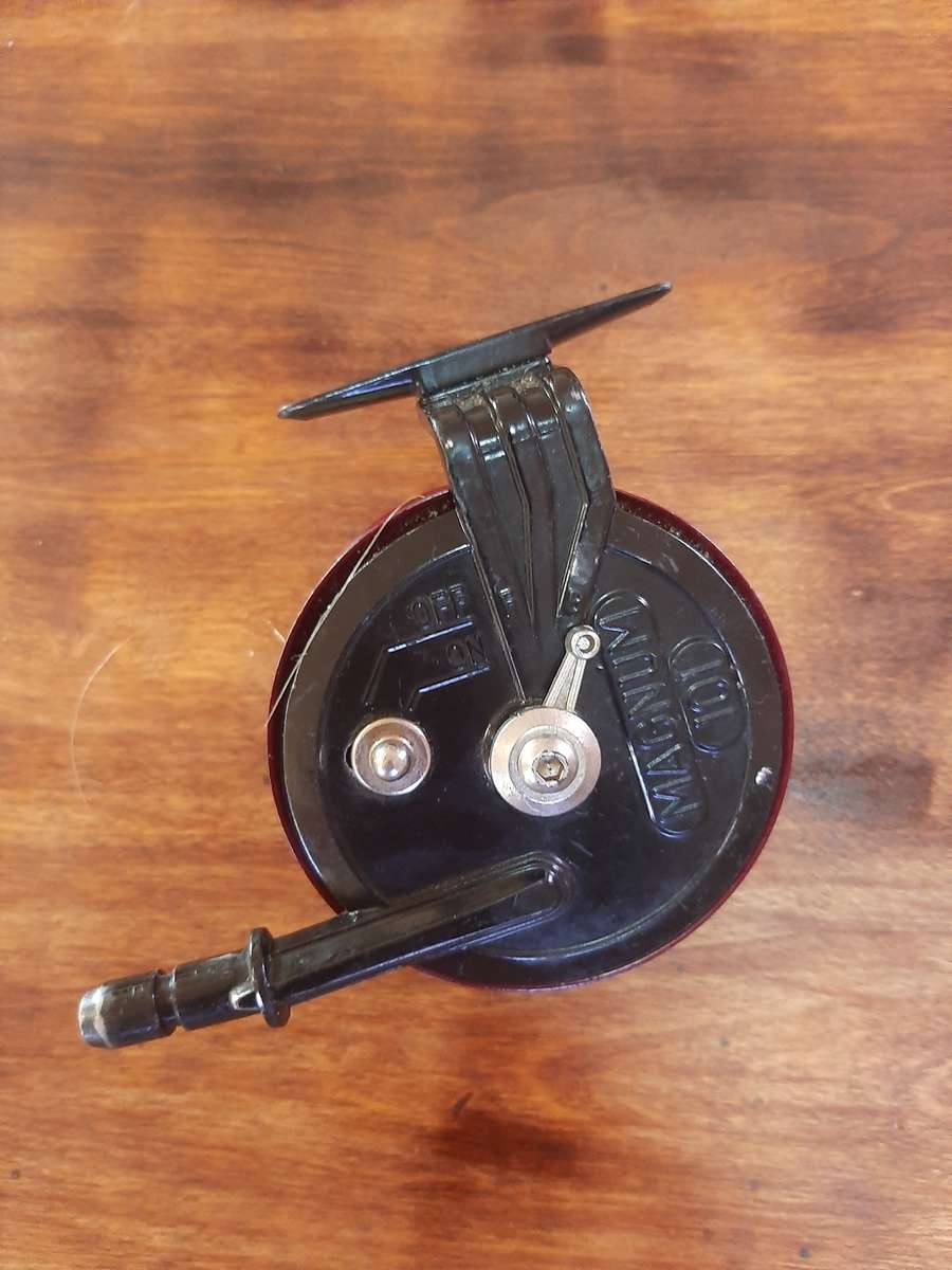 Magnum 101 fishing reel