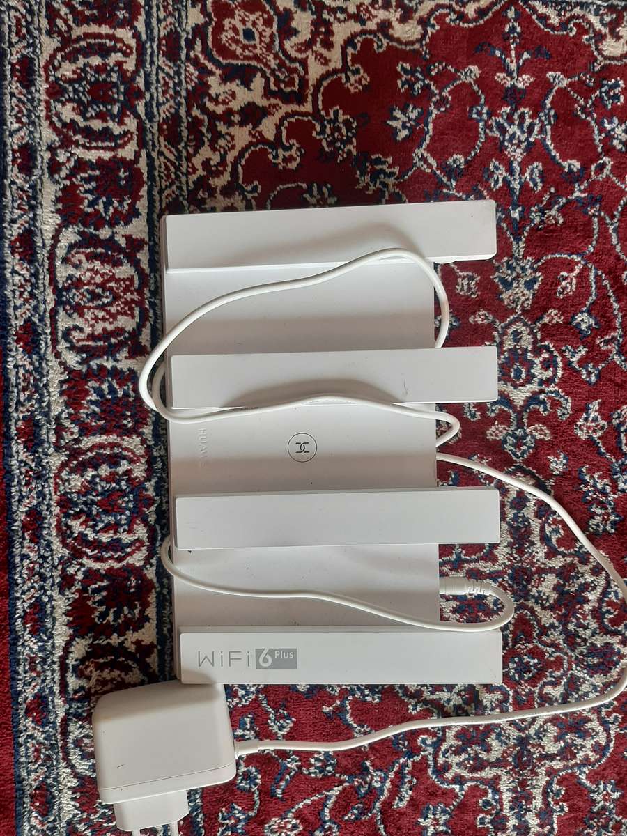 Huawei wifi 6plus router