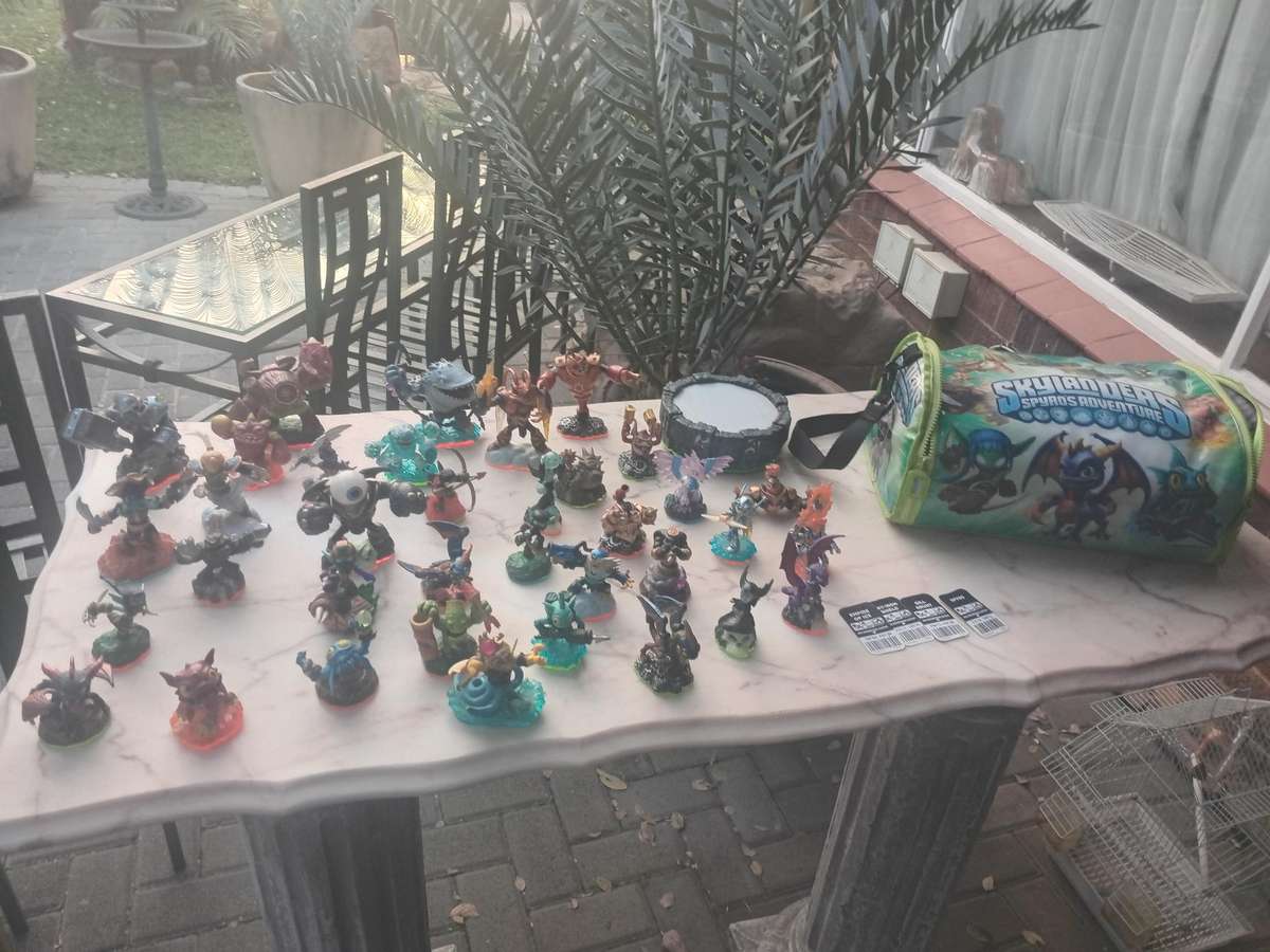 Skylander figures