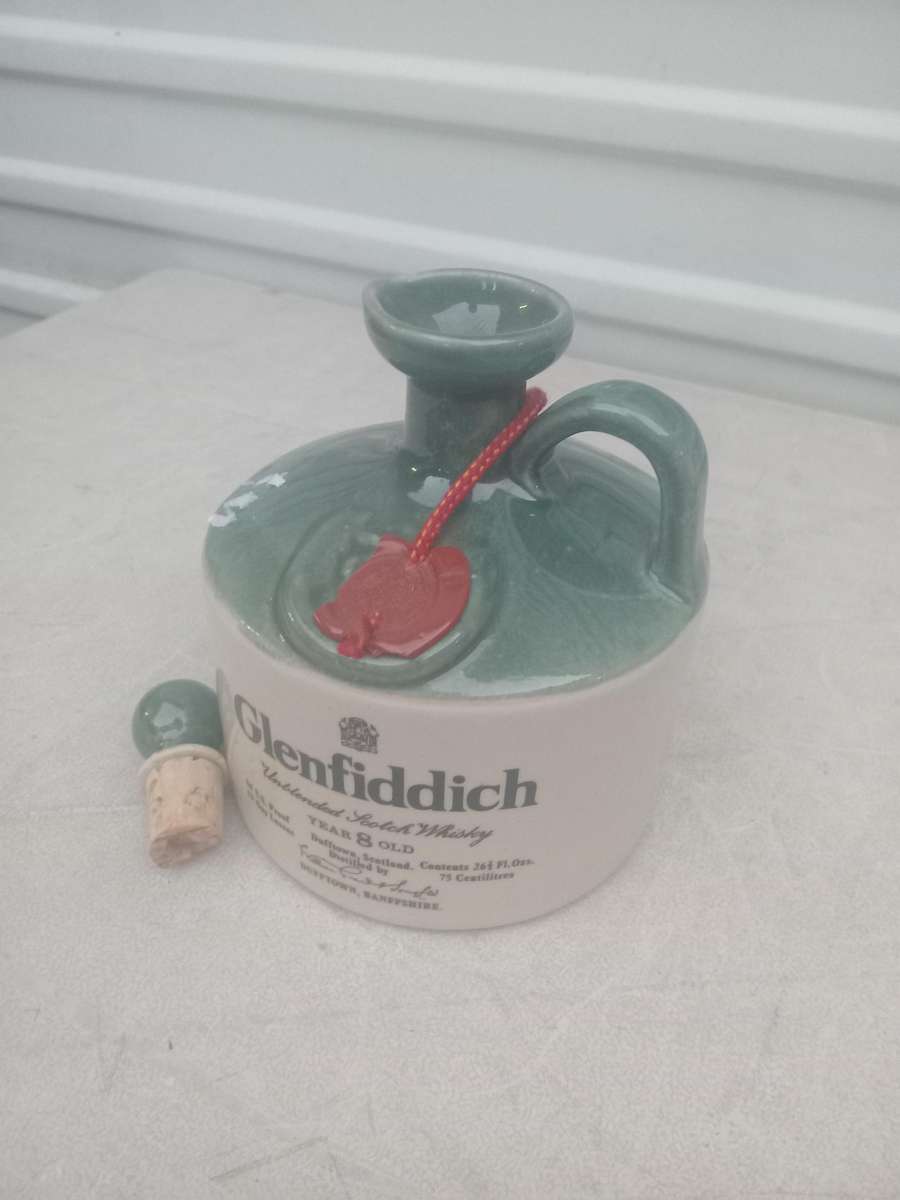 Vintage glenfiddich whisky bottle