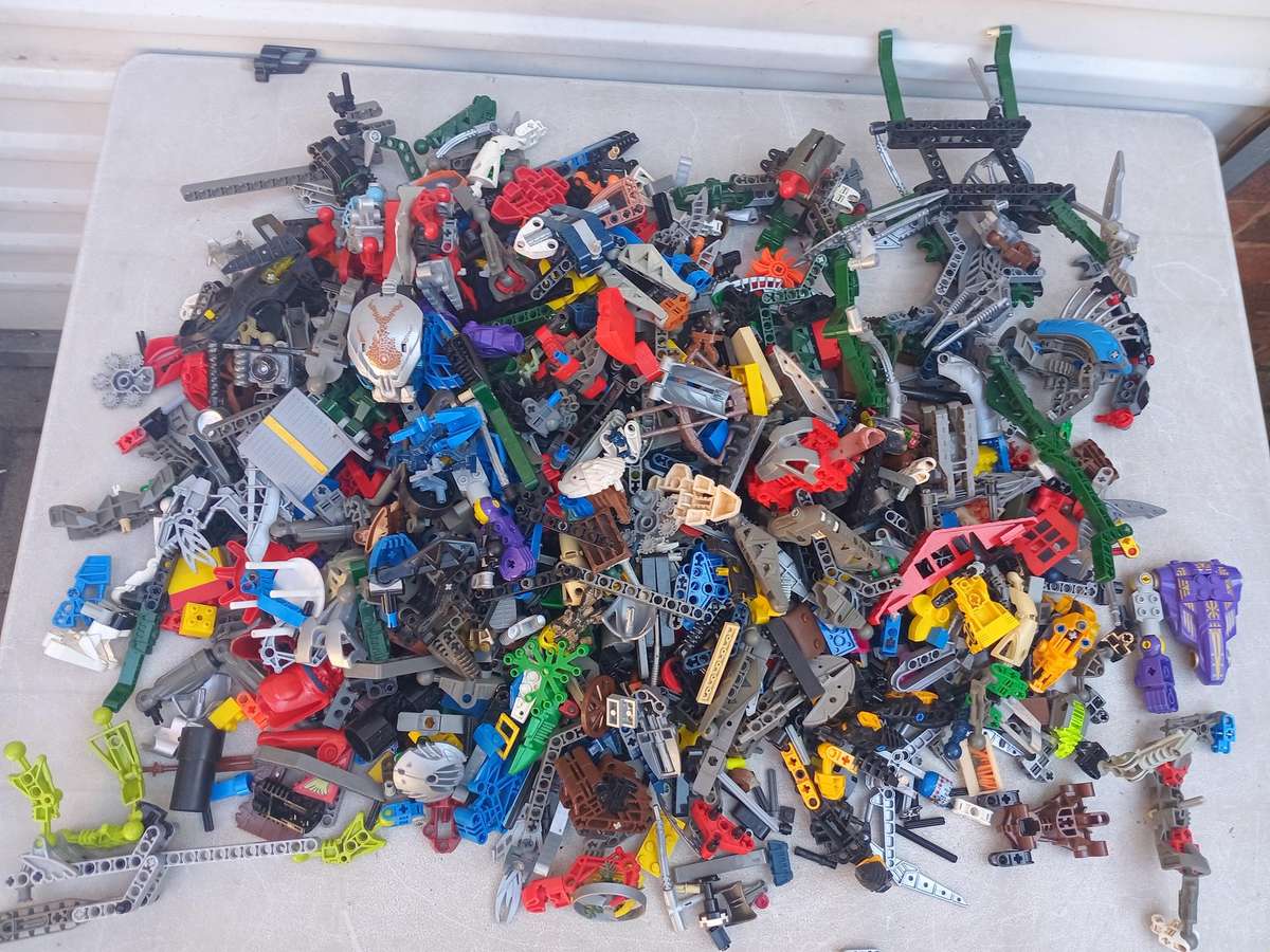 Assorted lego bionicles