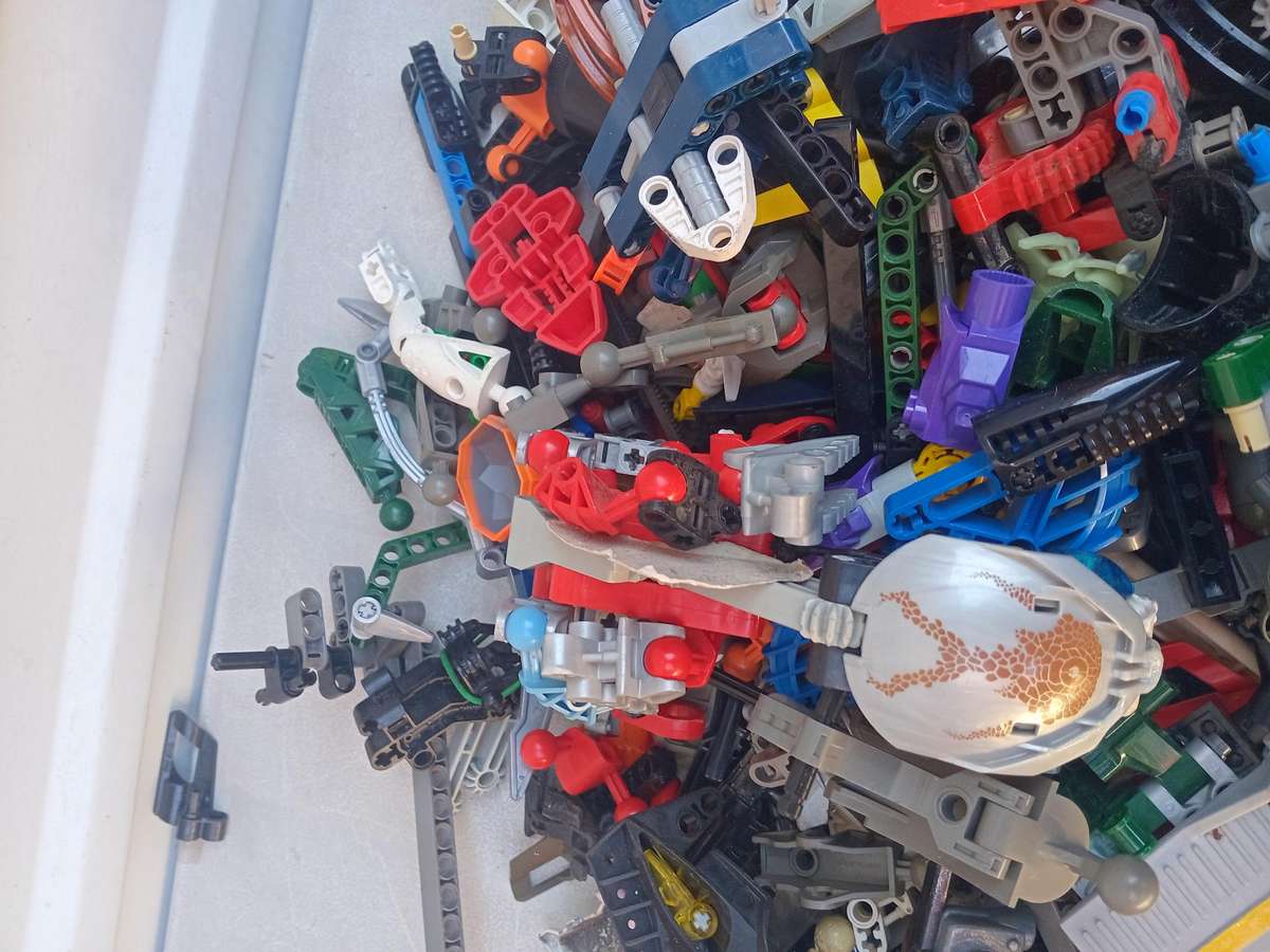 Assorted lego bionicles