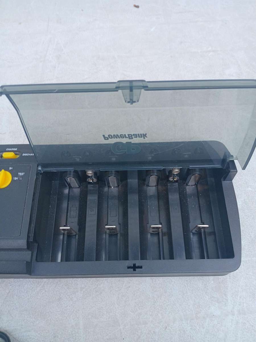 Power bank battery charger