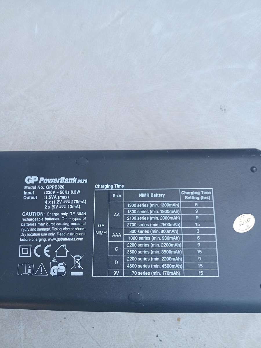 Power bank battery charger