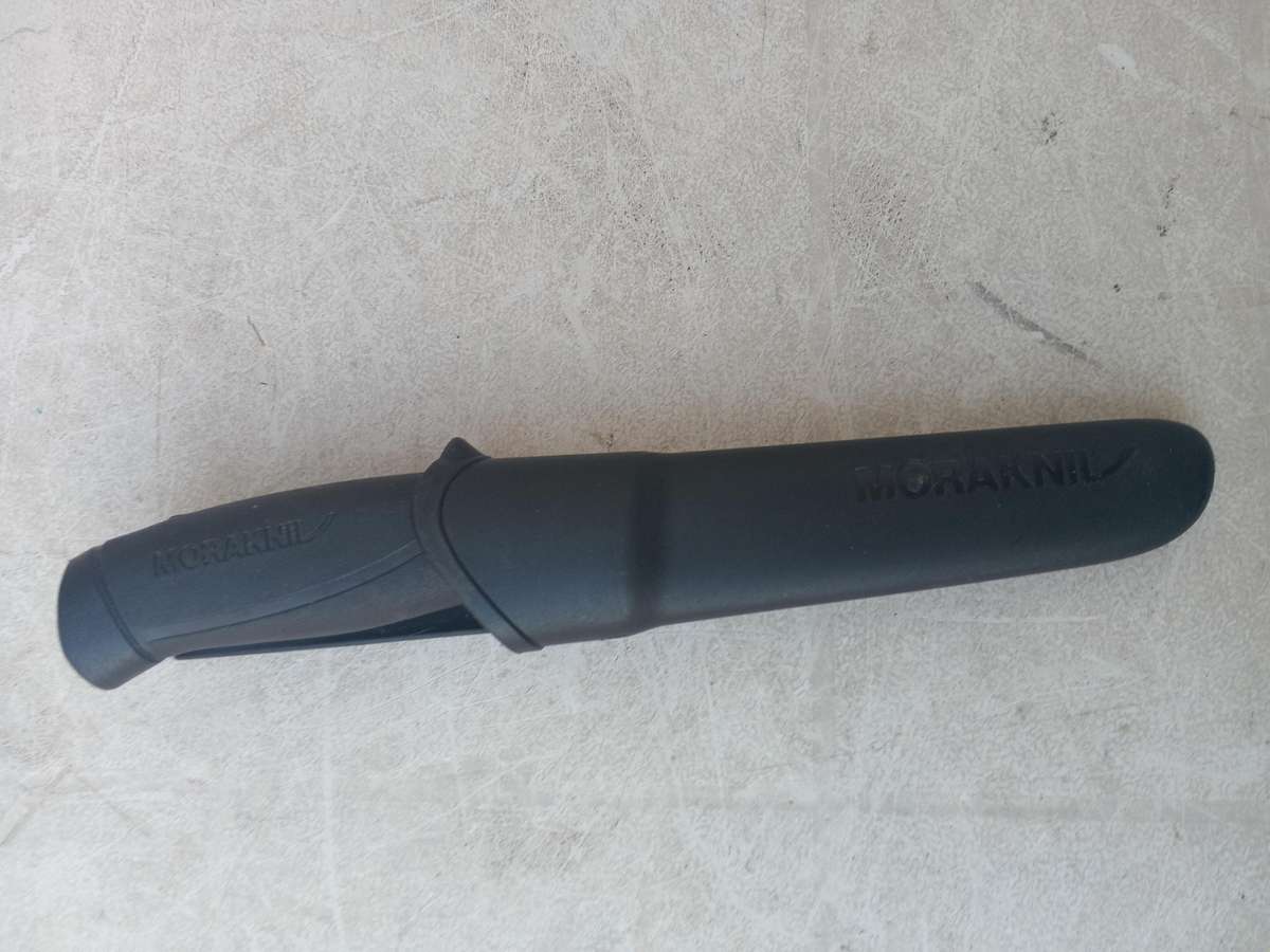 Morakniv knife