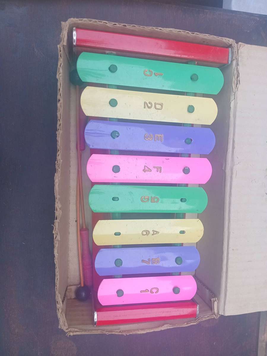 Xylophone metal sound box