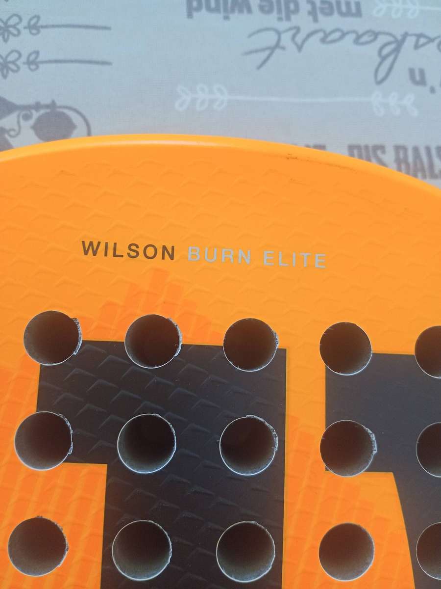 Wilson elite paddle racket
