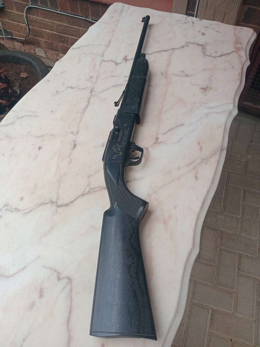 Grizzly pump action BB gun