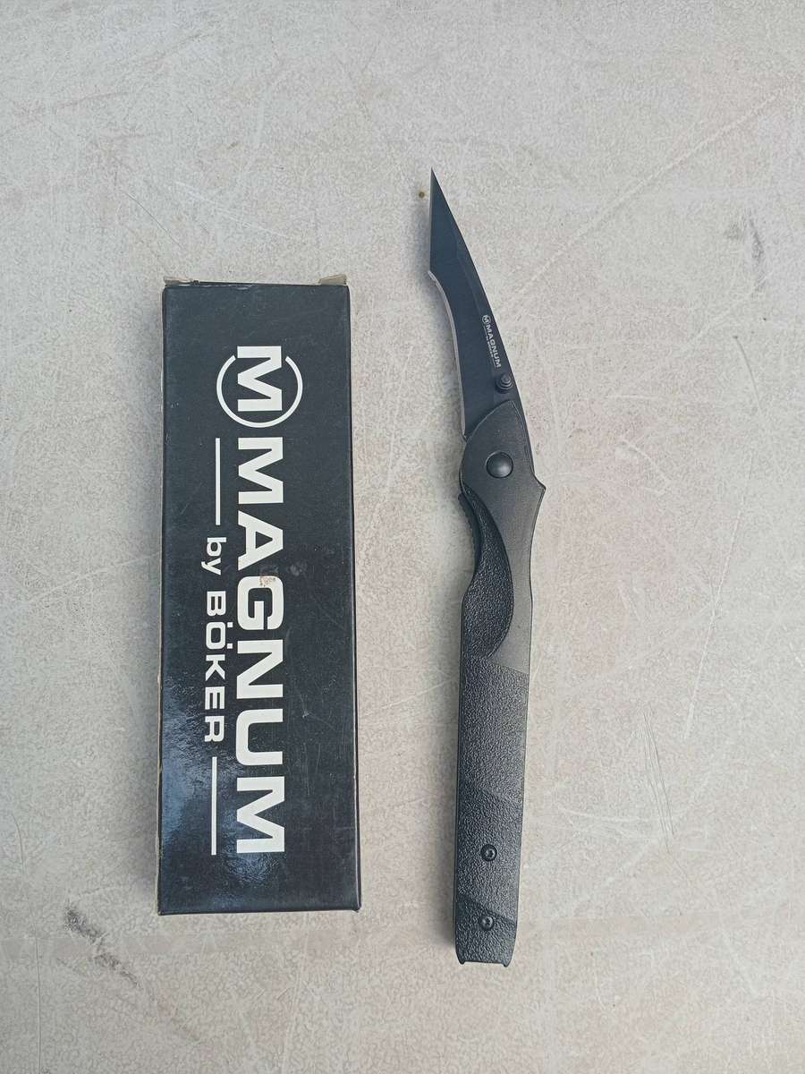 Magnum by boker knife
