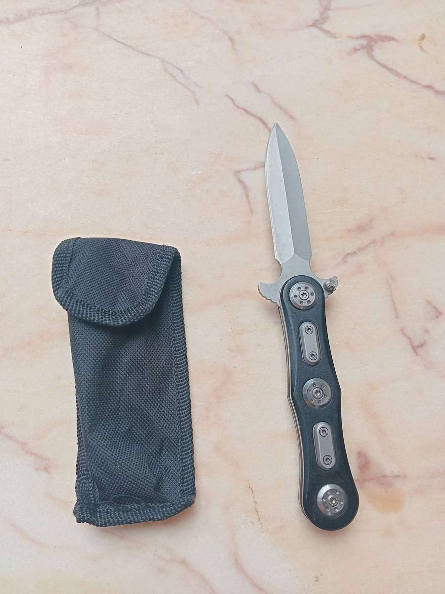 Foldable knife