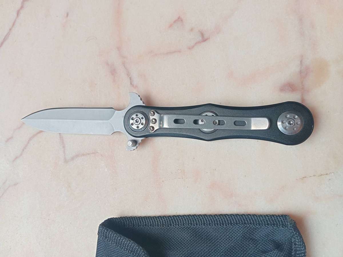 Foldable knife