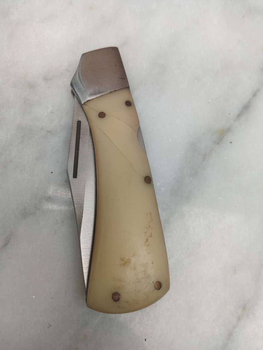 Jaguar folding knife