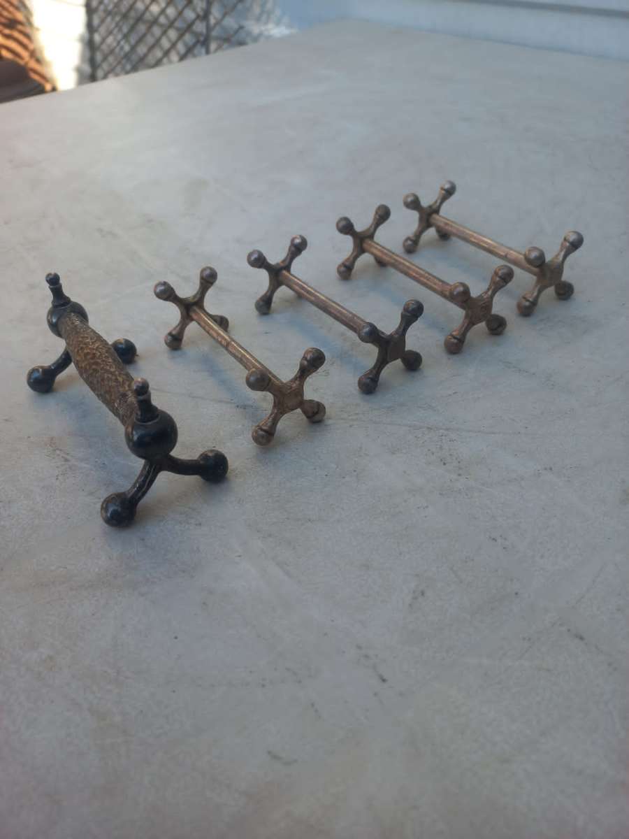 Vintage cutlery rest