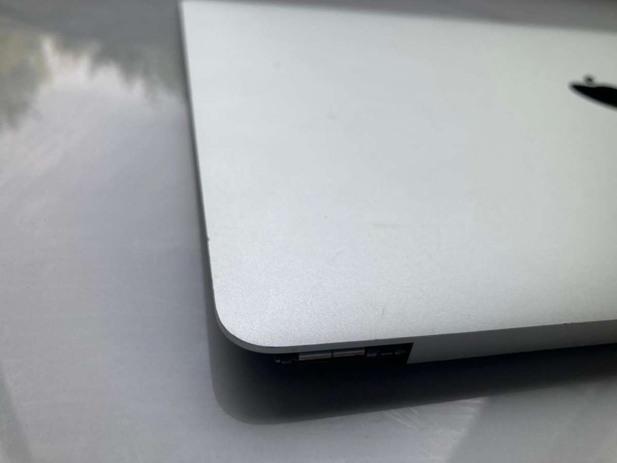 Apple MacBook Pro A1707 15" Display Assembly - Silver (Grade B, Used)