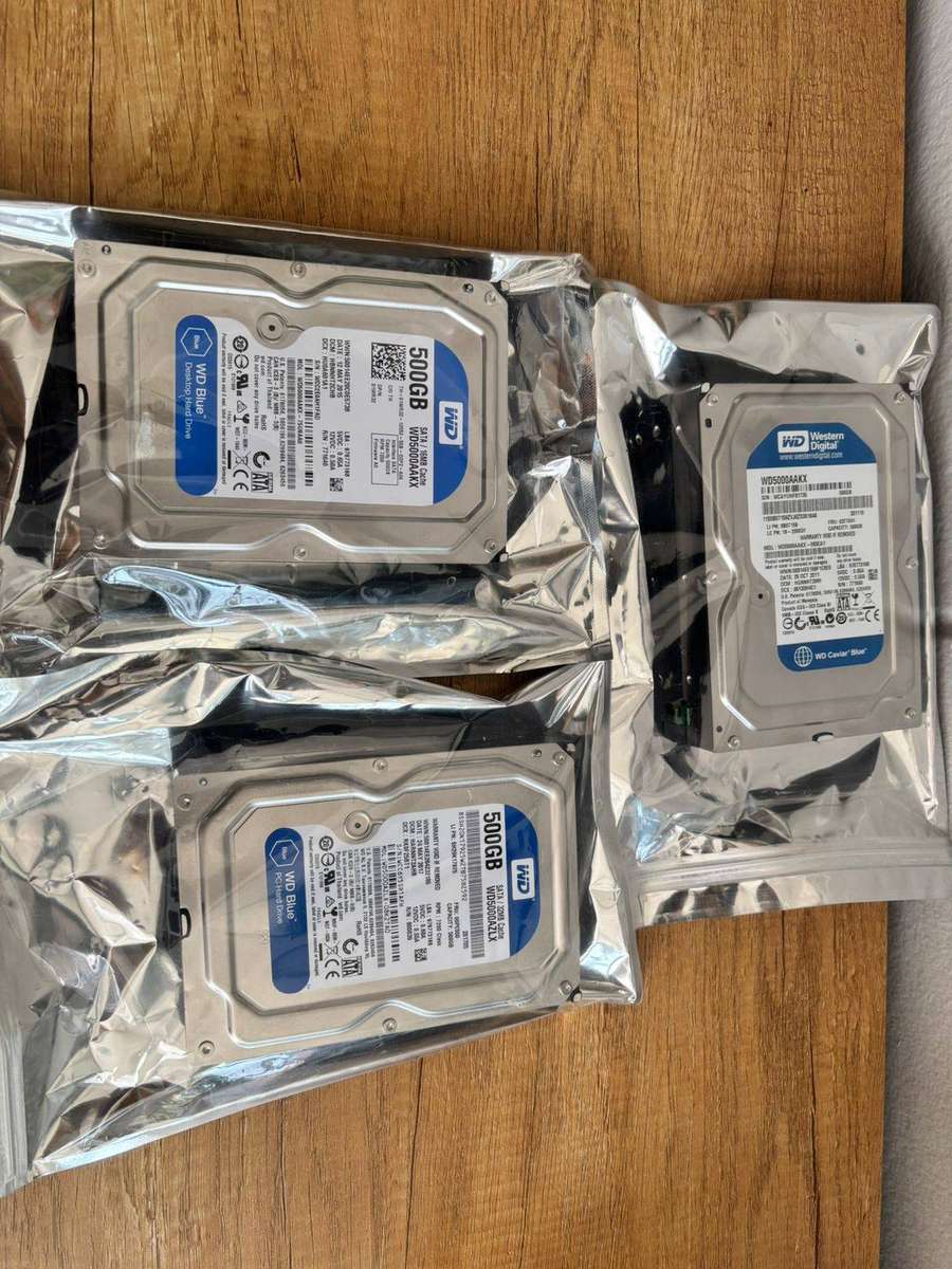  Western Digital 500GB 3.5-Inch SATA III HDD  7200RPM / 16MB Cache  WD5000AAKX (Blue)  Used