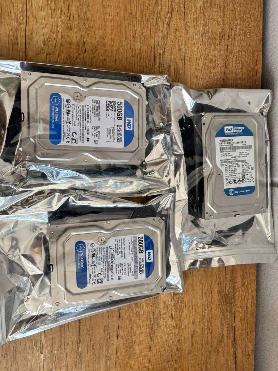  Western Digital 500GB 3.5-Inch SATA III HDD  7200RPM / 16MB Cache  WD5000AAKX (Blue)  Used