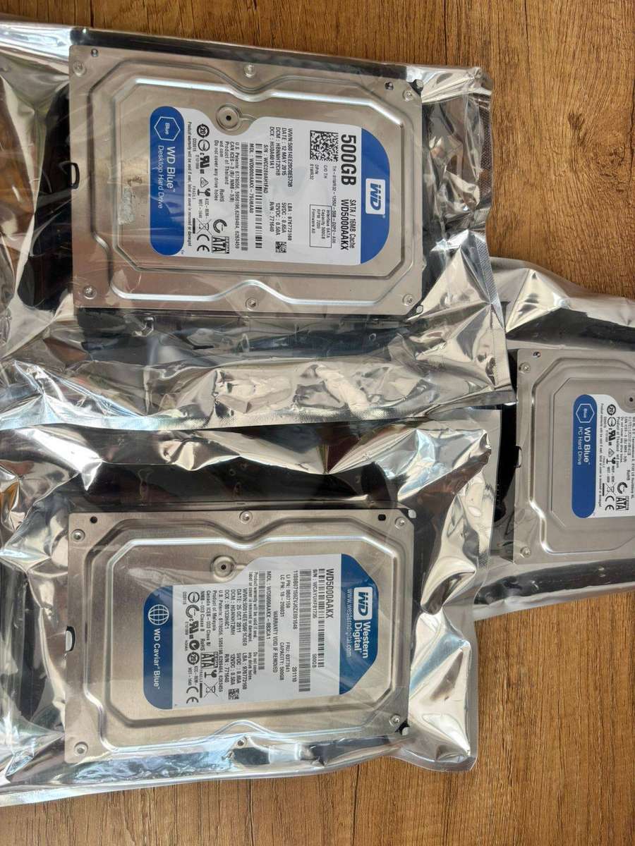  Western Digital 500GB 3.5-Inch SATA III HDD  7200RPM / 16MB Cache  WD5000AAKX (Blue)  Used