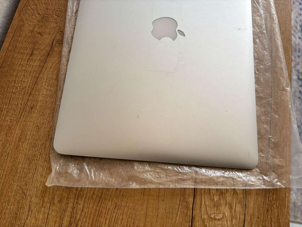 MacBook Pro 15" Retina Display Assembly  A1398 (Mid 2015)