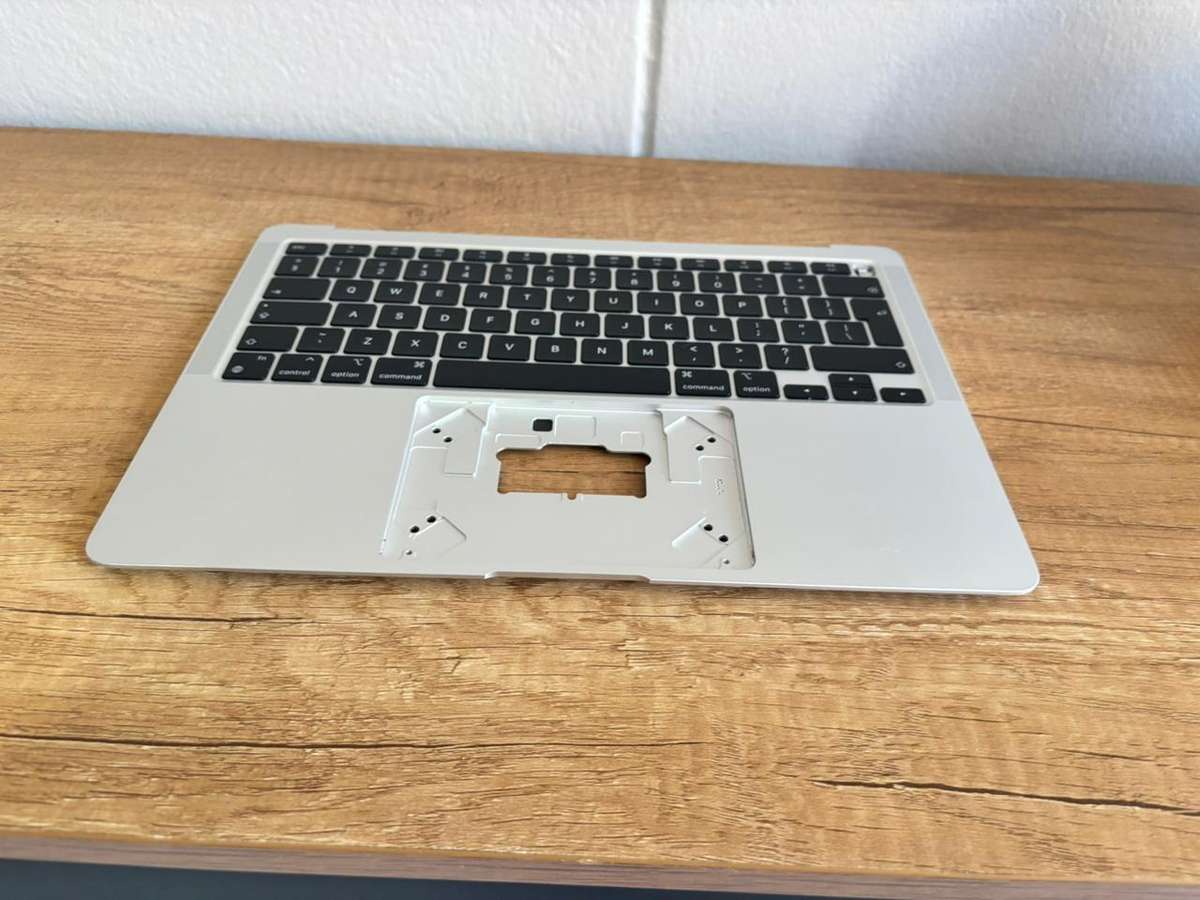 MacBook Air 13" (A2337, Late 2020  M1) Upper Case with Keyboard  Silver (Used, Grade A)