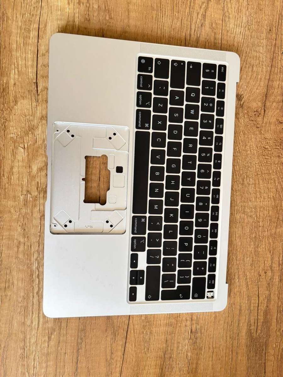 MacBook Air 13" (A2337, Late 2020  M1) Upper Case with Keyboard  Silver (Used, Grade A)