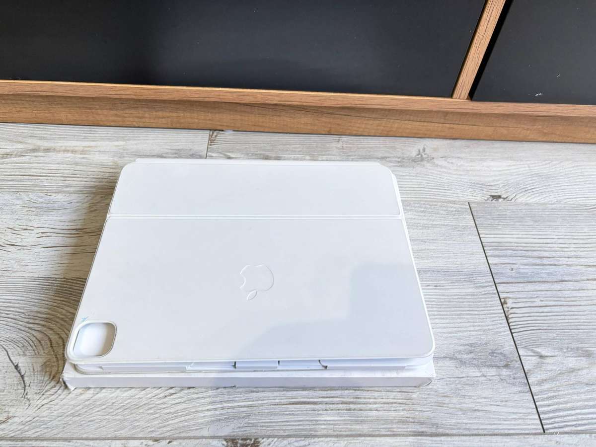 Apple Magic Keyboard for iPad Pro 12.9"