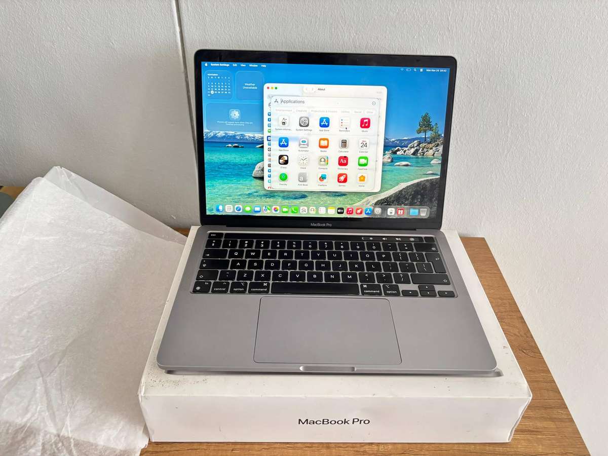  2022 Apple MacBook Pro 13"  M2 Chip | Retina Display | Touch Bar | 8GB RAM | 512GB SSD