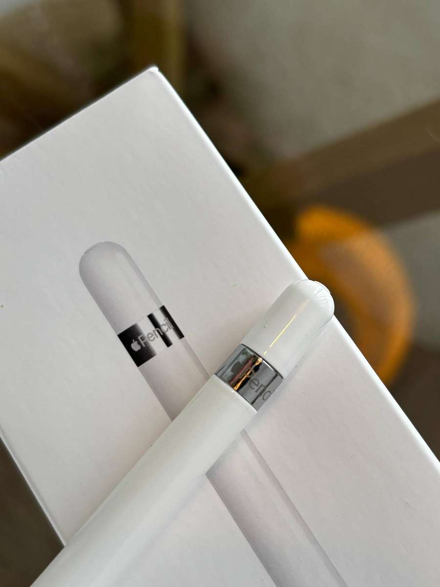  Apple Pencil 1st Generation (Model A1603 | 2022) Compatibility: iPads running iOS 18 or later