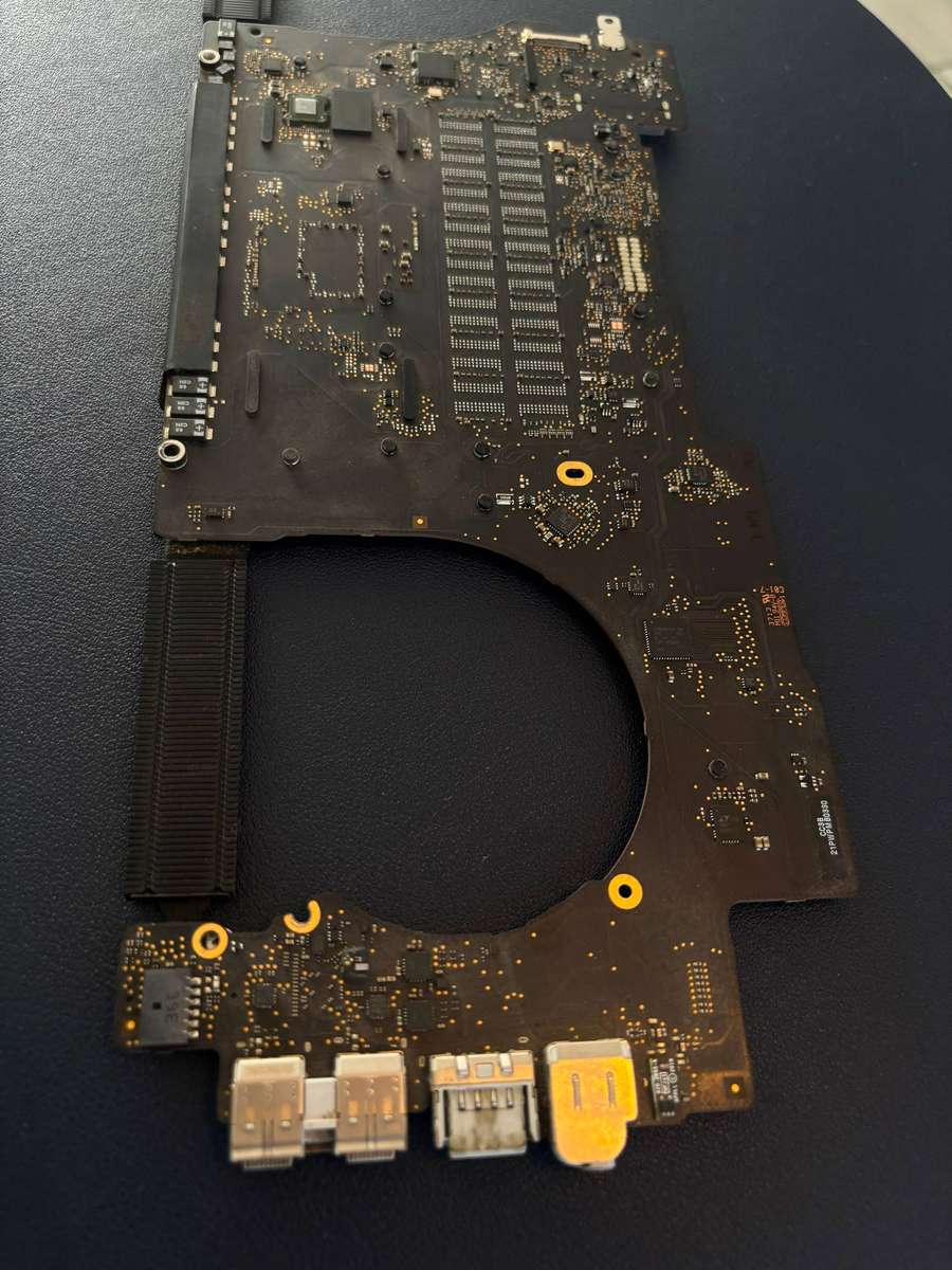MacBook Pro 15" A1398 2012 Logic Board i7 2.2GHz 8GB Tested iCloud Free