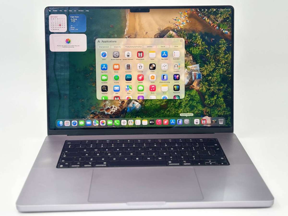Apple MacBook Pro 16" (2021) - M1 Pro | 16GB RAM | 512GB SSD |