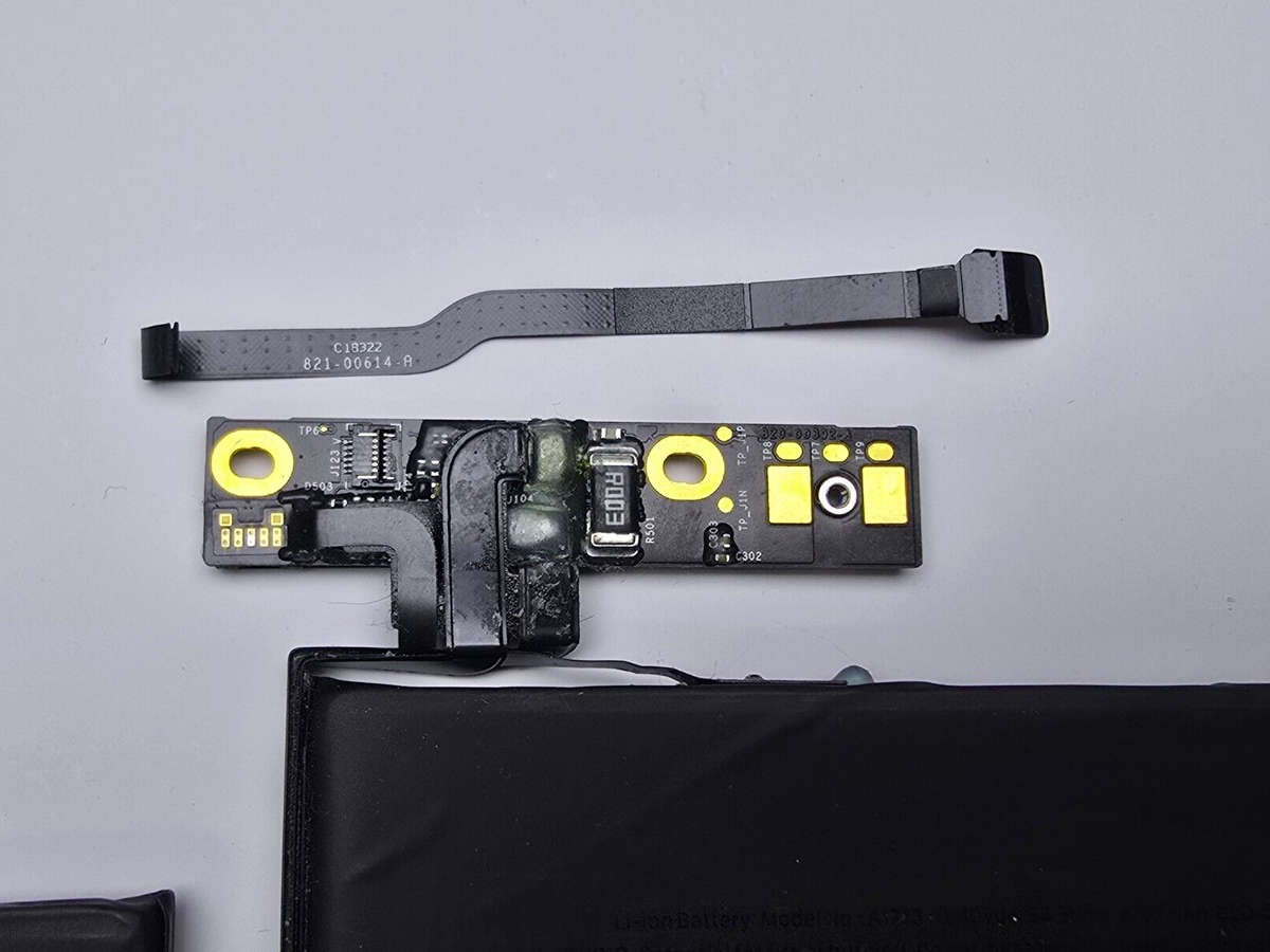 Genuine Apple MacBook Pro 13" Battery  A1708, A2289, A2159, A2338 (Used, Excellent Condition)