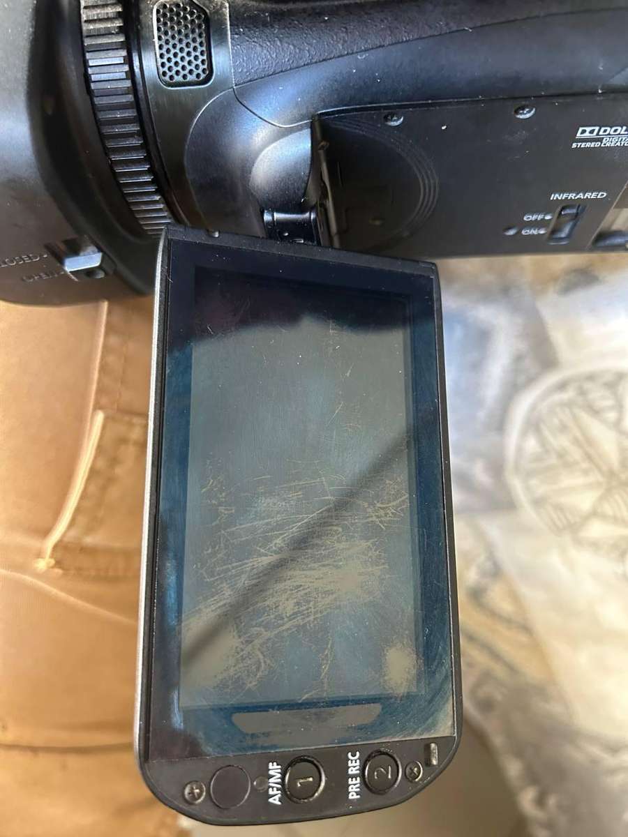 For Sale: Canon XA20 Camcorder (Faulty, For Parts/Repair)