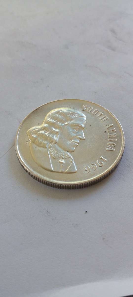 HIGH GRADE 1966 RSA SILVER RAND.