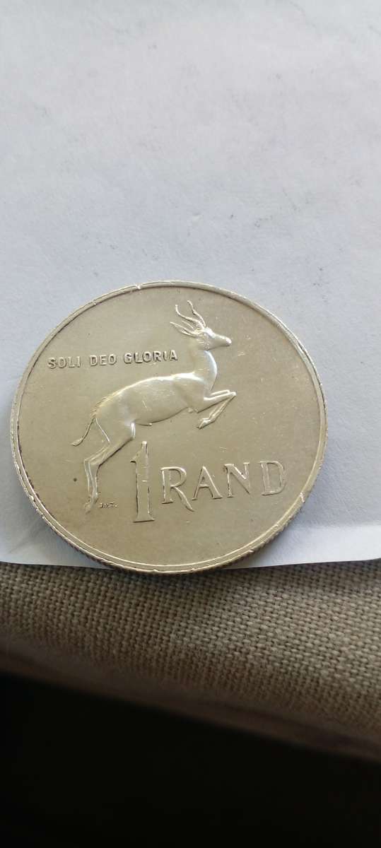 HIGH GRADE 1967 RSA SILVER RAND.
