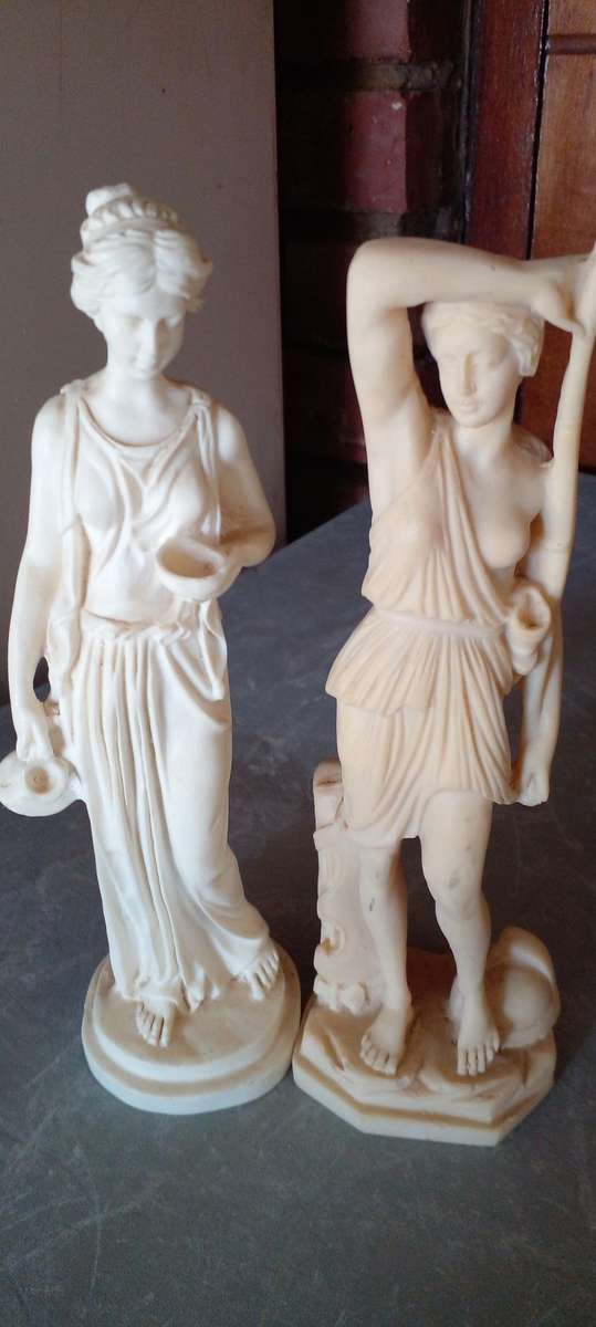HEBE , GREEK GODDESS OF YOUTH AND A WOMAN HOLDING A SCARF.(ITALIAN , SANTINI). SEE DESC.