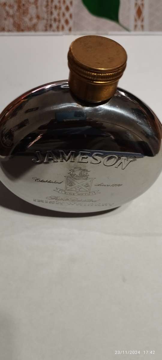 Hip Flask_JAMESON_Round with Brass Screw Top_Antique