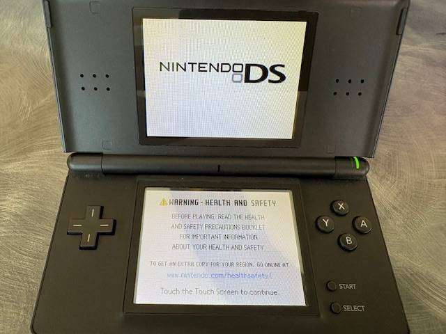 NINTENDO DS LITE BLACK CONSOLE
