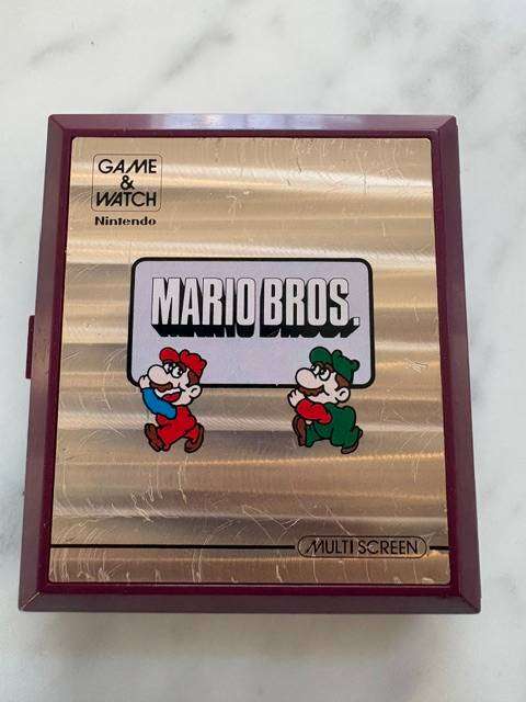 NINTENDO GAME AND WATCH 1983 MARIO BROS HAND HELD GAME
