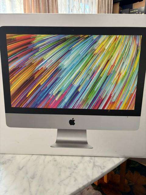 APPLE IMAC 21.5INCH RETINA 4K WITH ORIGINAL BOX