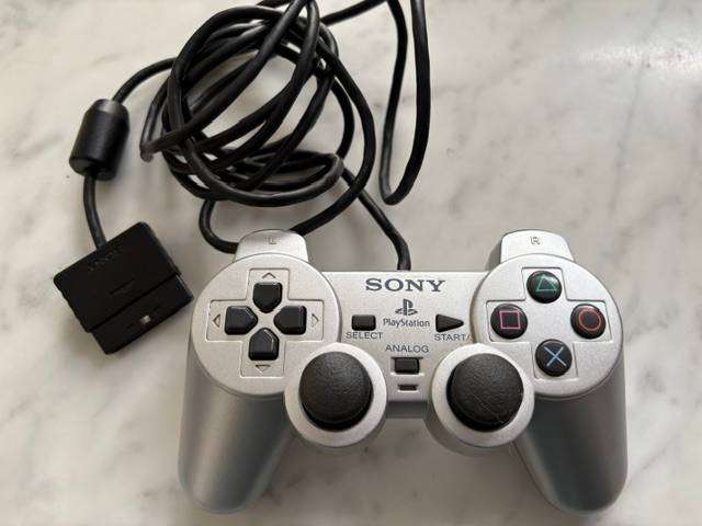 PS2 SLIM CONSOLE BLACK WITH EXTRA'S