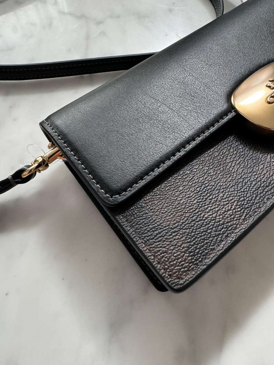 COACH CROSSBODY BAG (BRAND NEW)
