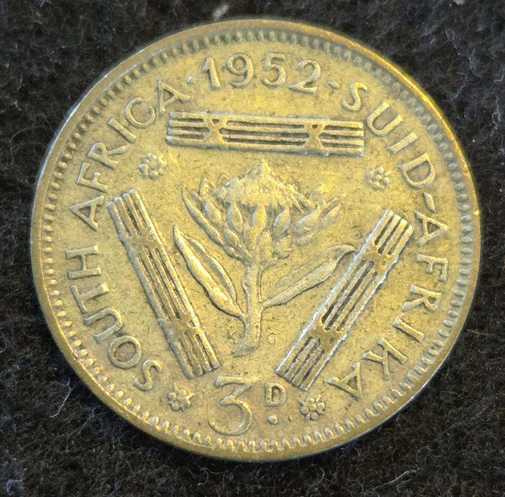 1952 - 3 Pence (lot 3 of 3)