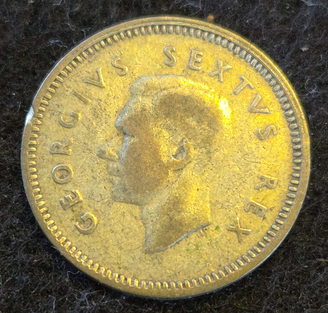 1952 - 3 Pence (lot 1 of 3)