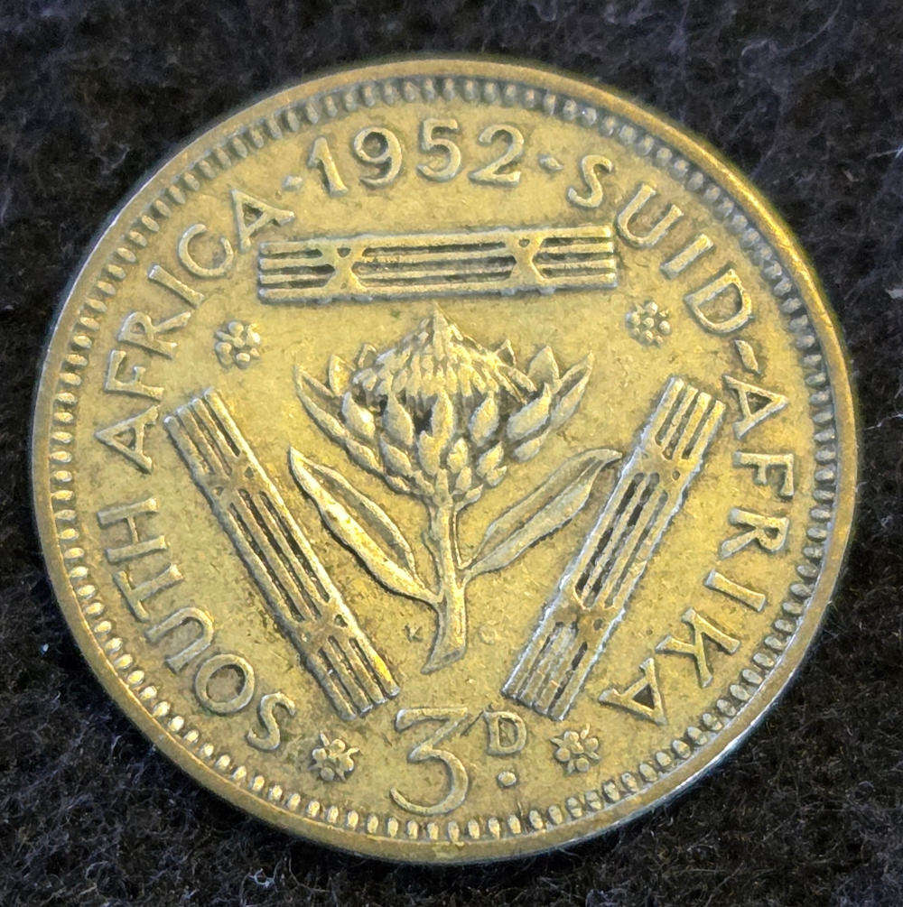 1952 - 3 Pence (lot 1 of 3)