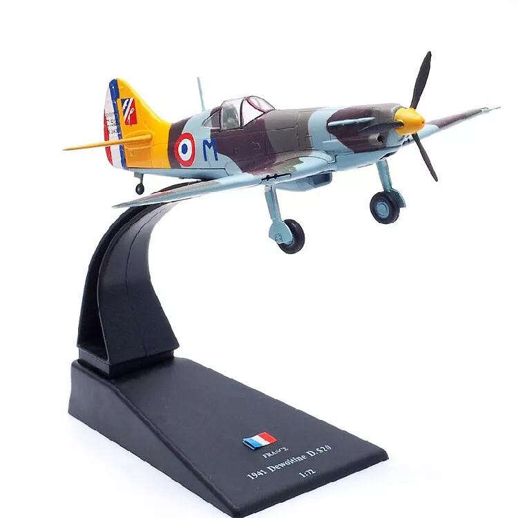 AmerCom Models,  Dewoitine D.520 1941 France WW2 Die-Cast 1:72 Scale NO BOX