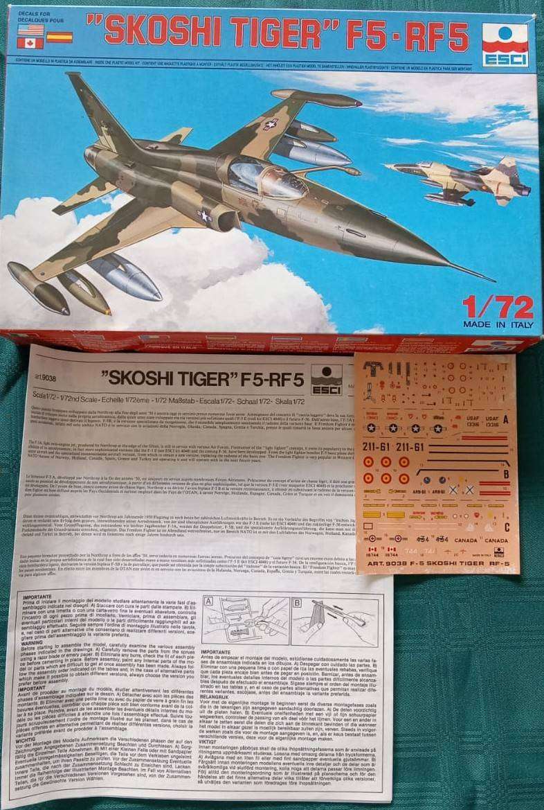 ESCI Model, "Skoshi Tiger" F5 - RF5, ESCI 9038, 1/72 Scale,