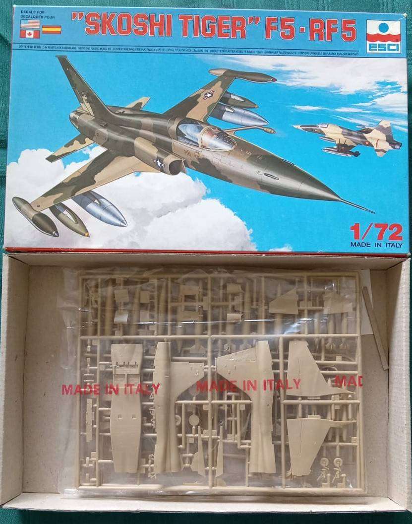 ESCI Model, "Skoshi Tiger" F5 - RF5, ESCI 9038, 1/72 Scale,