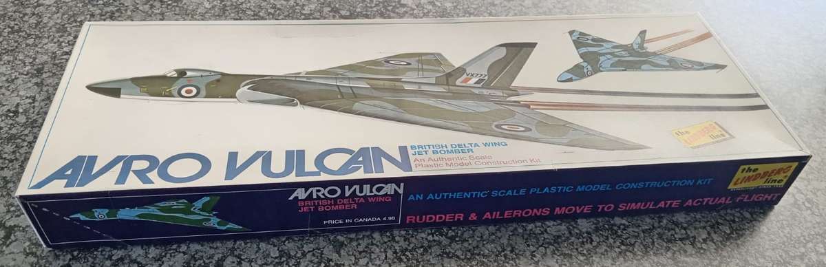 Avro Vulcan British Delta Wing Bomber Lindberg