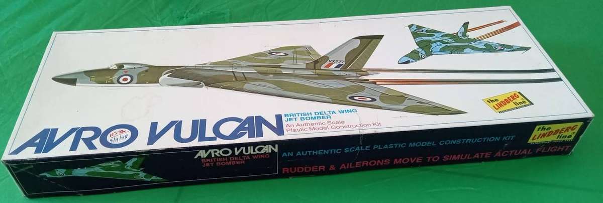 Lindberg Model, Avro Vulcan British Delta Wing Jet Bomber, No. 5303, 1:96 Scale