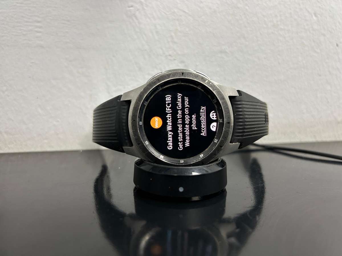 Samsung Galaxy Watch SM-R800