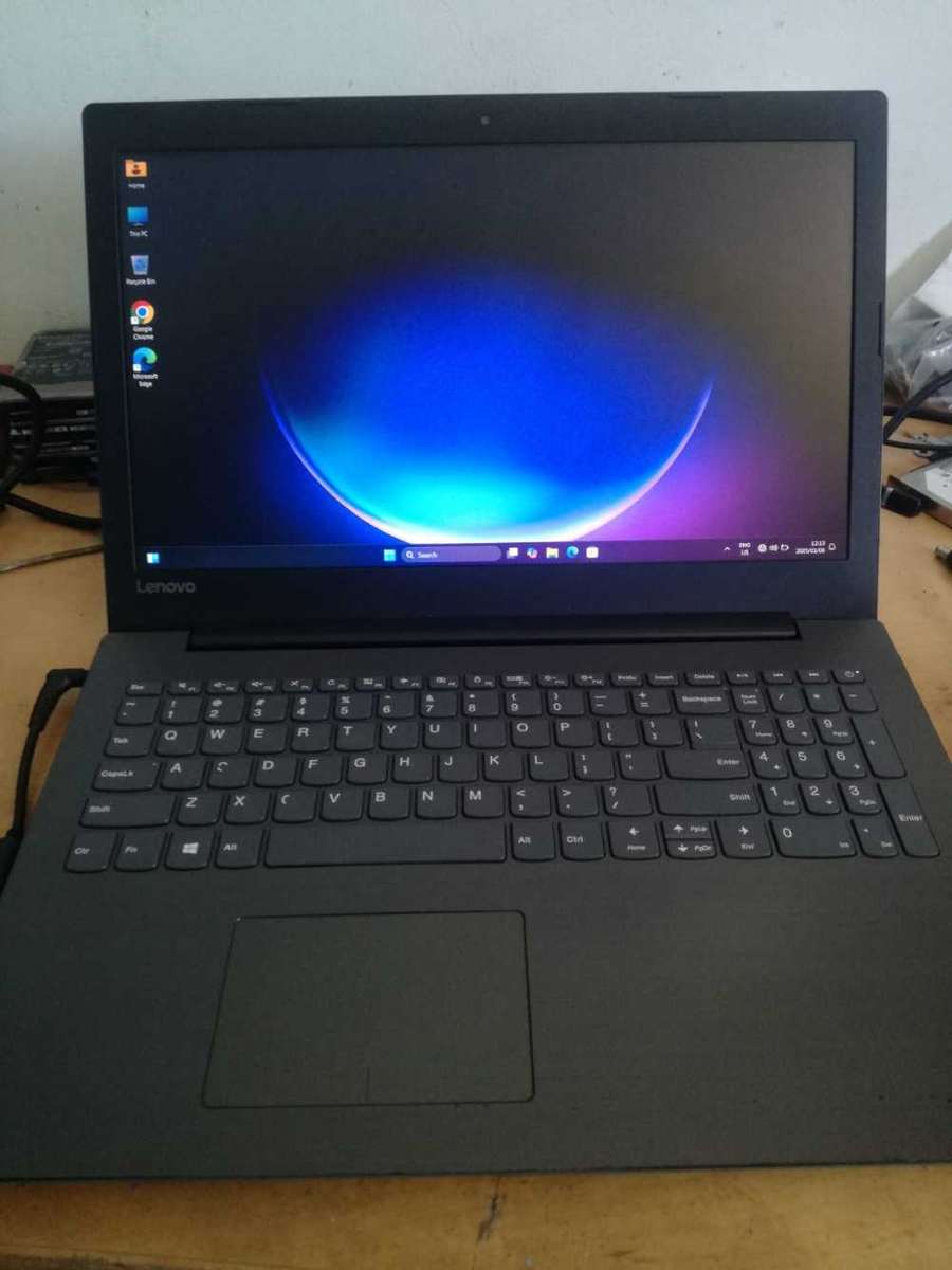 Lenovo 15inch Laptop i5 7th gen cpu, 8GB RAM, 500gb HDD